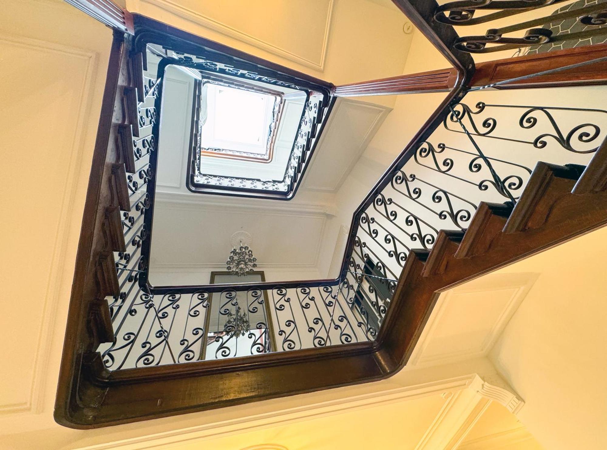 Your Homestay In A Bibliophile Mansion Антверпен Екстер'єр фото
